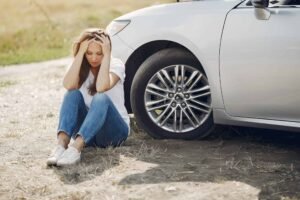 woman with car trouble Back to Mind