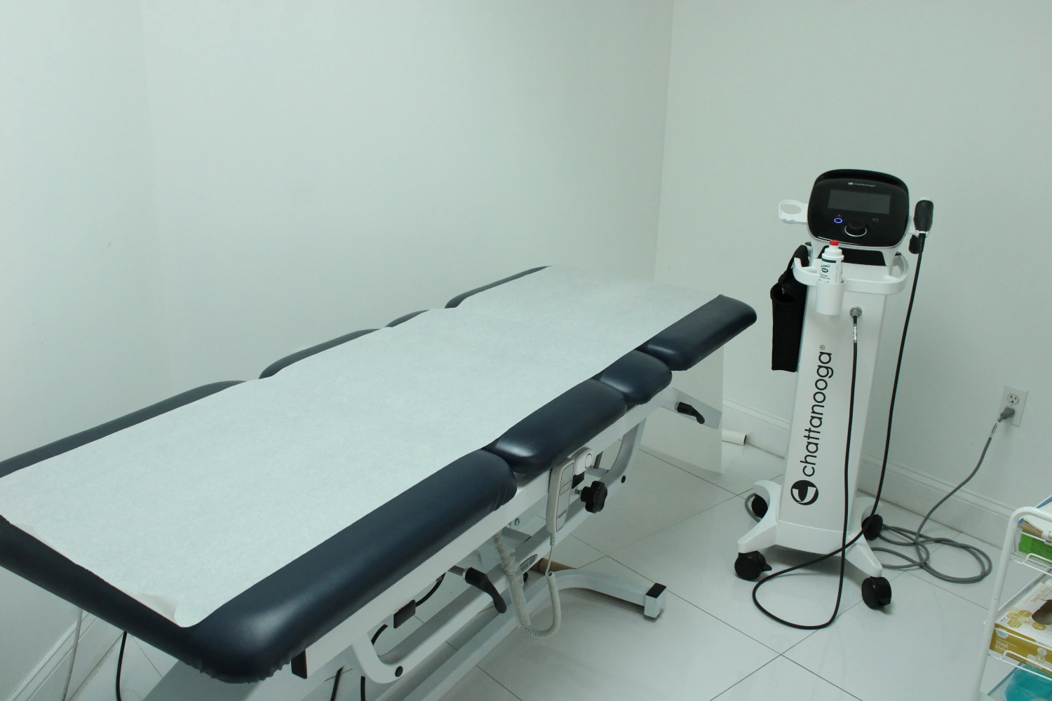 ShcokWave Therapy Machine At Our Coral Springs Location