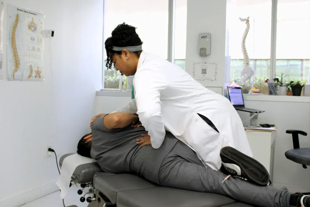 Chiropractor For Back Pain In Coral Springs, FL