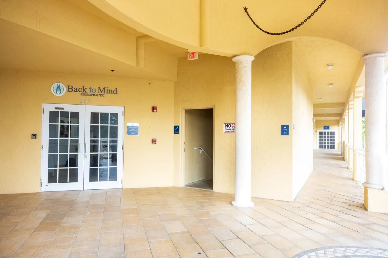 Street view of RGB Plaza, home of the Back To Mind Injury Center in Kendall, Miami FL 33186